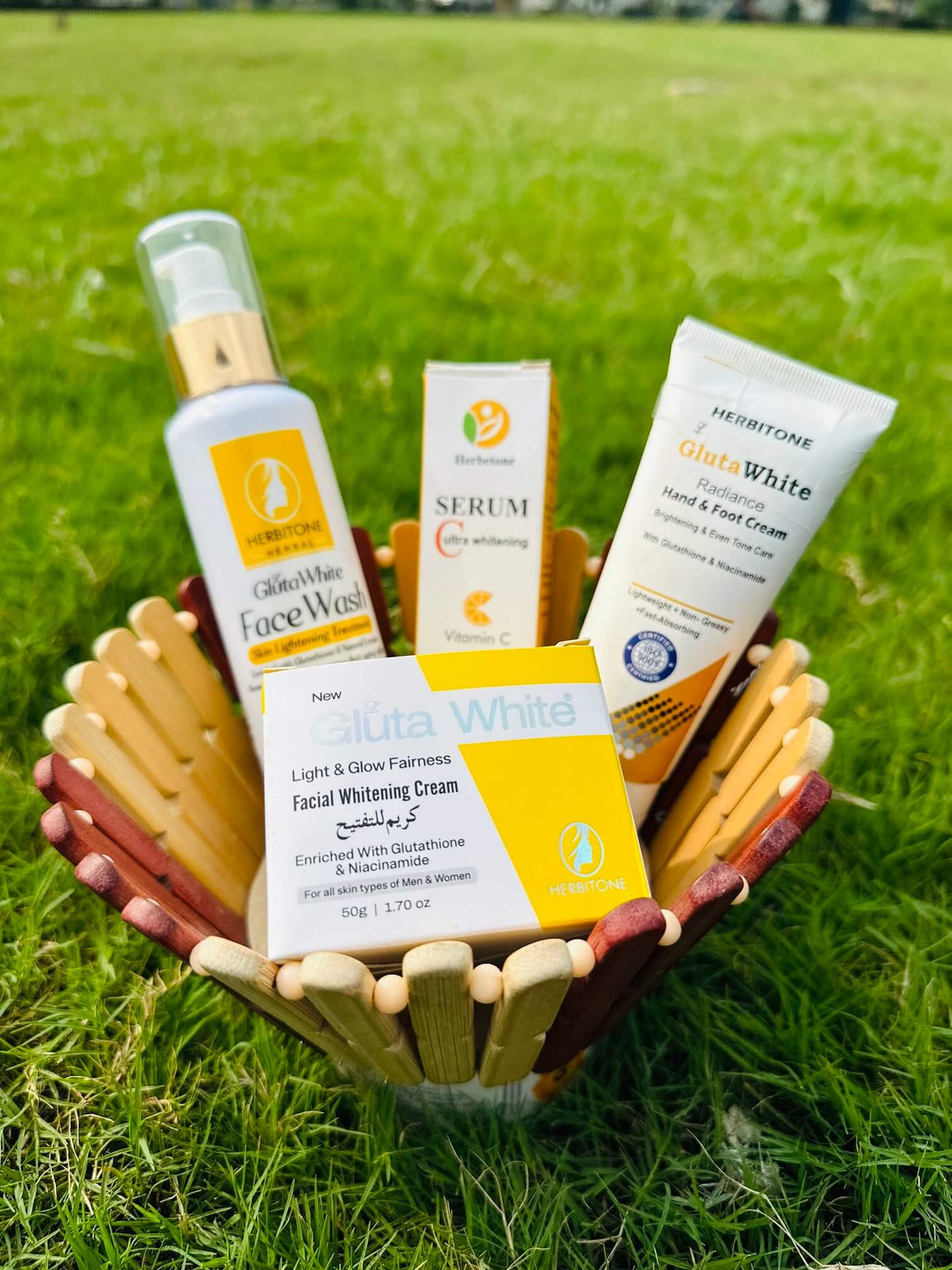 4 in 1 Skin Brightening Kit(Face, Hands & Feet)